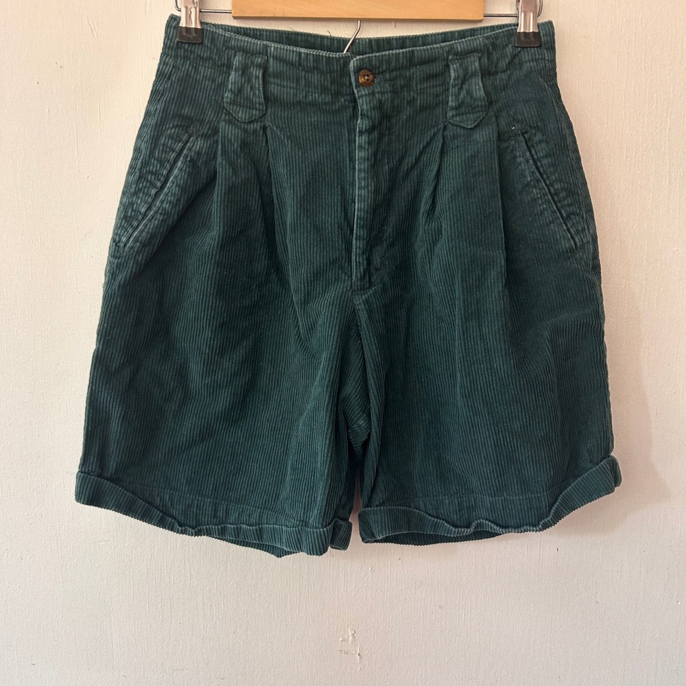 Saddlebred Corduroy Shorts Womens 8 Green Pleated Cuffed VINTAGE Dark Academia